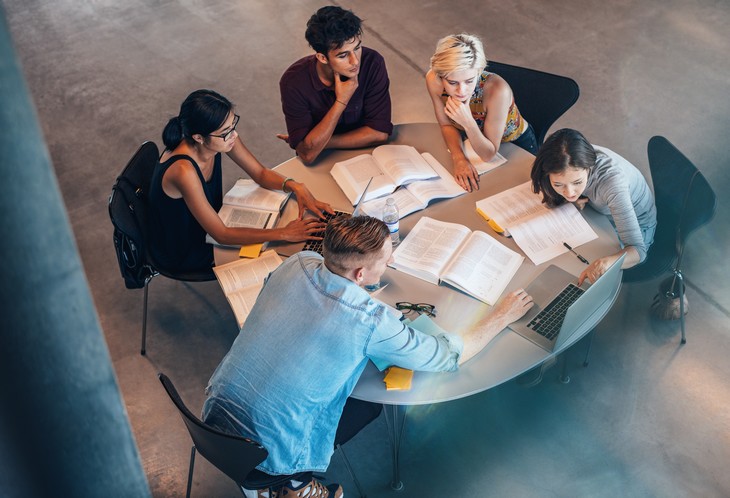 Se former pour enseigner dans le supérieur enseignementsup1